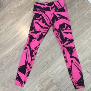 Nike high waisted leggings Sz S EUC!